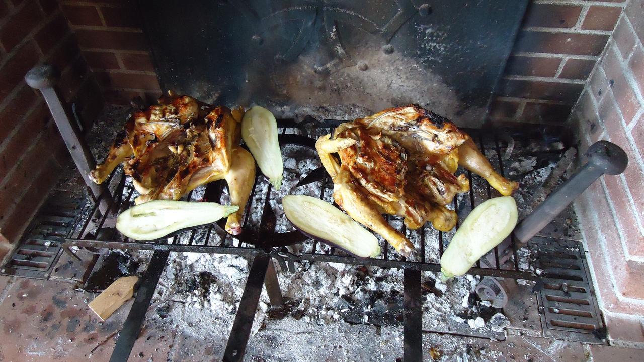 Gite Au Bouzigues Monlaur-Bernet Esterno foto
